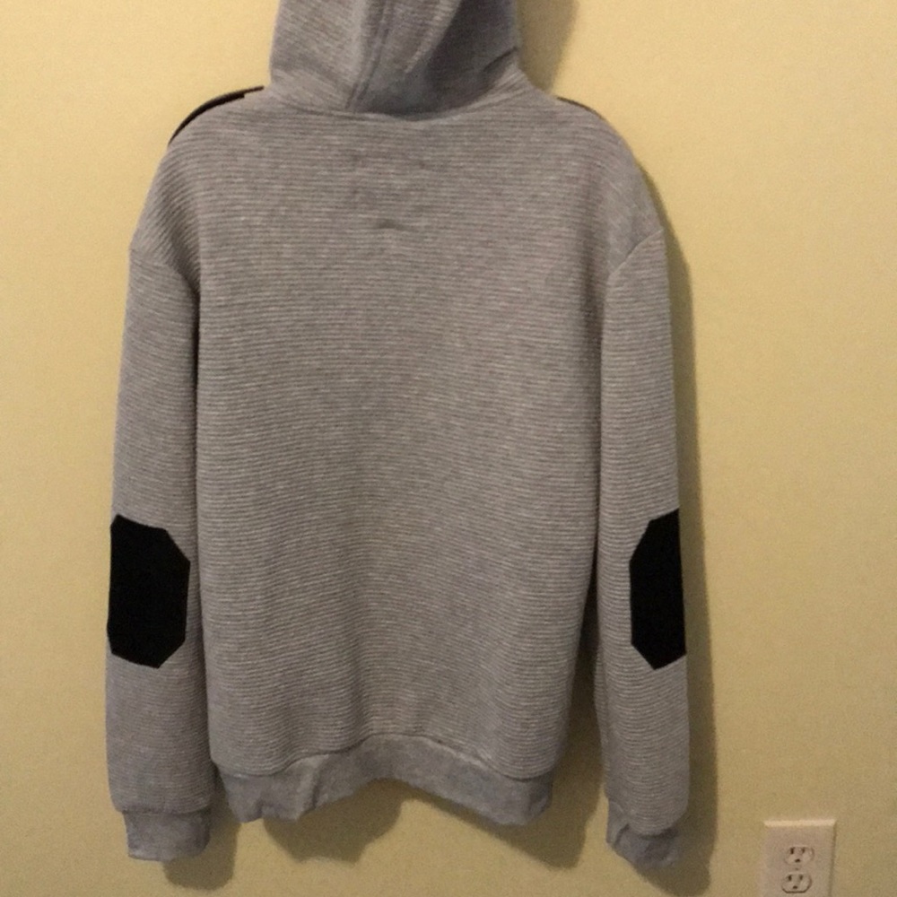 Sweatshirt - Picture 2 of 2